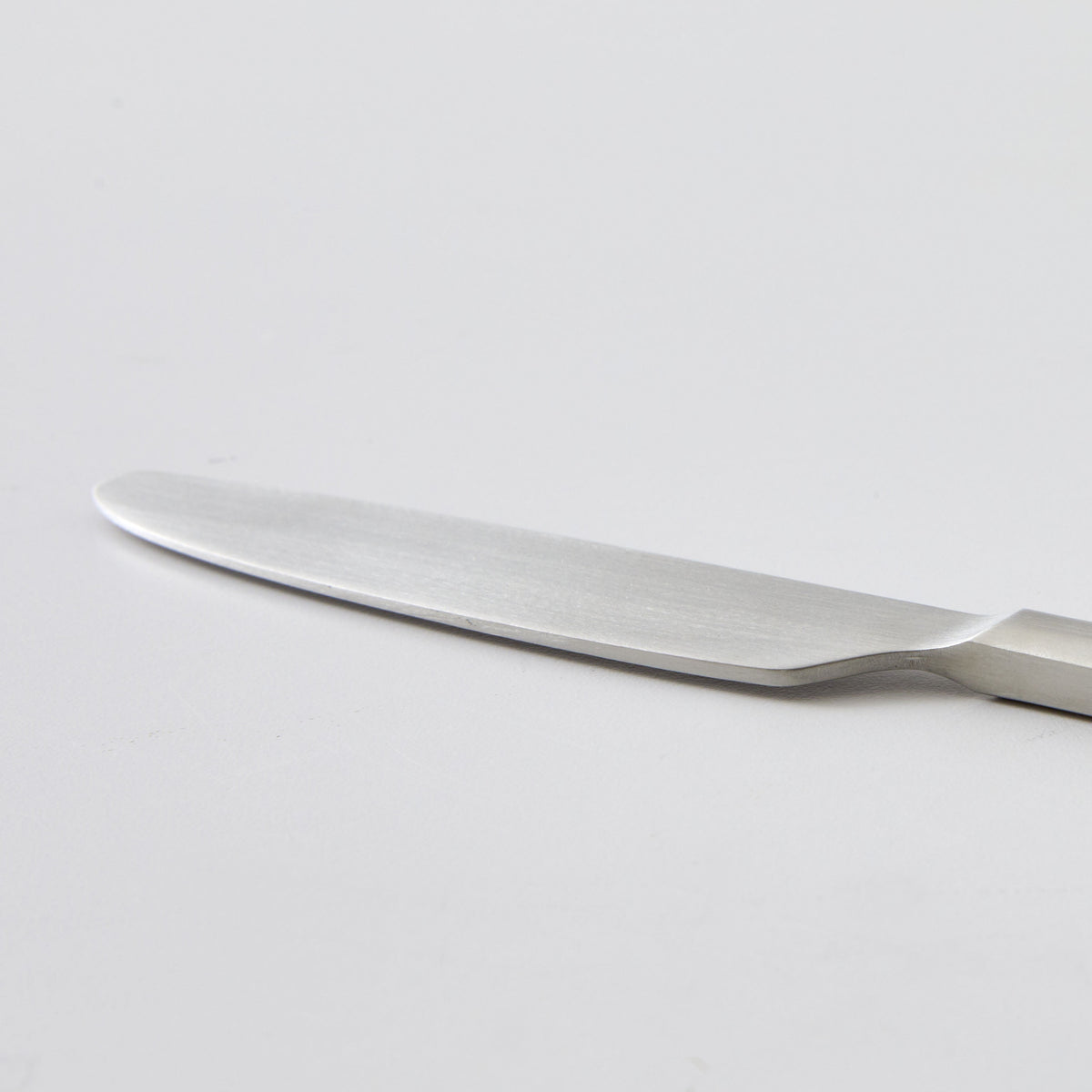 Better Homes & Gardens River Stainless Steel Flatware Set, Black Finish, 20-Piece